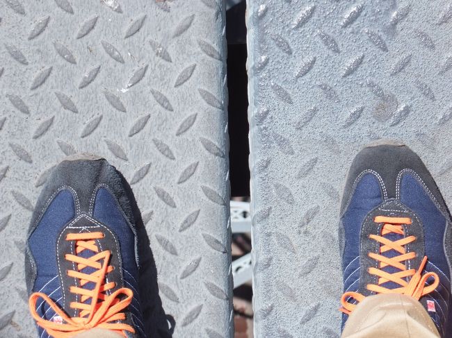 夫も撮ってた<br /><br />橋の写真あるある