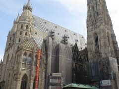 Stephansdom（シュテファン大聖堂）

モーツァルトの結婚式と葬儀はこの教会で行われたと言われています。