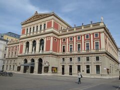 Wiener Musikverein（ウィーン楽友協会）

黄金のホールと呼ばれ、ウィーンフィルのニューイヤーコンサートが開かれる会場です。