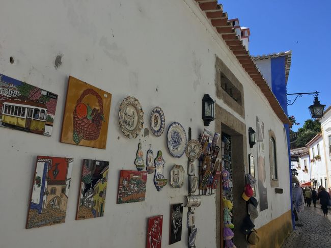 お土産ものやさん。