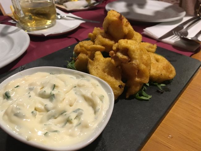 タコのフリッター、サックサクでおいしかった！