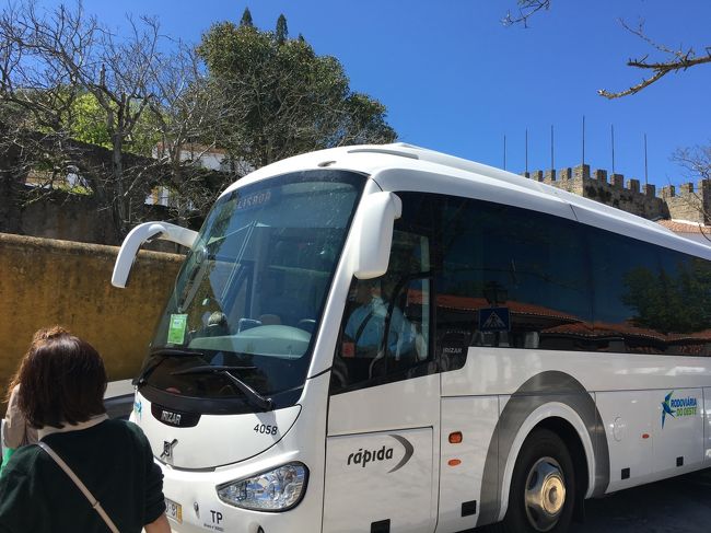ほぼ時間通りにやってきたバス。運転手さんは、行きにもお世話になったジョージ・クルーニーだった！