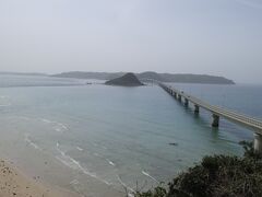 ☆Yamaguchi-Tsunoshima★

「角島」
２度目の角島。
この日は霞んでてクリアな感じじゃないけど、相変わらず海は美しい。
この翌週にも訪問。翌週は霞はなく、青々とした海が美しかった。
(後ほど出てきます)

ちなみに、昨年の夏に訪れた角島の旅行記。
ここ一番の快晴の日でまた違った美しい角島大橋が見れます。
↓↓
http://4travel.jp/travelogue/11035348