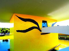 ■ブラジルを代表する建築家：オスカーニーマイヤー
http://4travel.jp/travelogue/10792811

で、説明済なので、詳細は割愛。スペインのガウディほど奇抜ではありませんが、同じ時代を生きた芸術建築家です（少し....被っているという意味です...笑）。