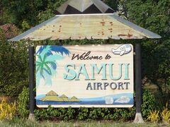 サムイ島到着です。ミーティングポイントまで進みます。今回の送迎は、ほうぼう屋サムイ店さんにお願いしました。550バーツでした。