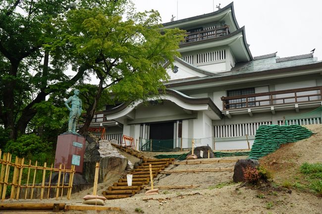 小牧山城<br /><br />南下し、愛知県に入った。<br /><br />織田信長が、美濃国斎藤氏攻略のために清洲から移り、築城した城。<br /><br />小牧・長久手の戦いでは、家康が本陣を置き、勝利することができた。