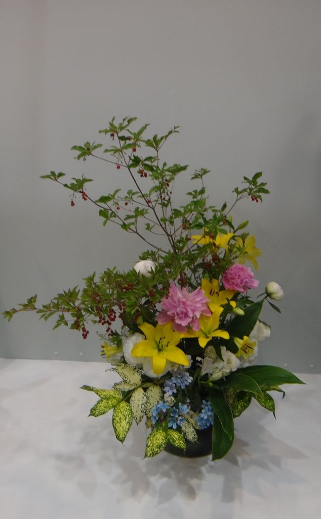 もみじに花が咲いているみたい