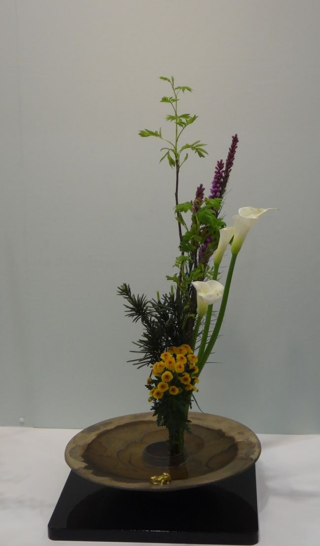 根元をきれいに仕上げてます。