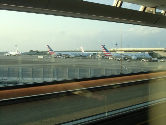 急いでサテライトへ向かう。