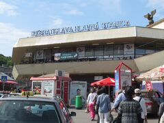 市内観光を終え、ブラチスラヴァ中央駅に来ました。
ここからユーロシティに乗りブダペストまで行きます。