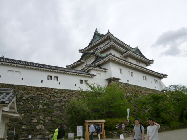 ＪＲ和歌山駅に戻りバスで和歌山城に行きました。