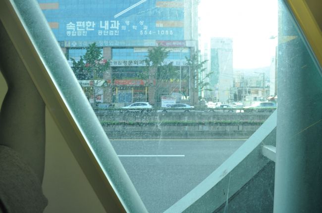 　道路を見ながら地下に潜ります。(笑)