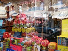 パリにも支店があるこのお店。
ここでツナのラタトゥイユの缶詰を自宅用に購入した。
パンに塗ってアペリティフで食べたら美味しかった。