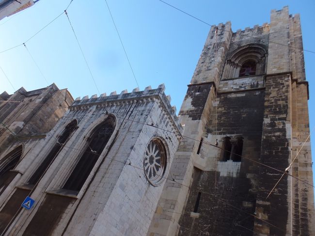 カテドラル（大聖堂）まで来ました<br />