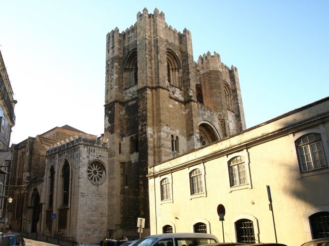 遠くからでもよく見える<br /><br />存在感ありあり