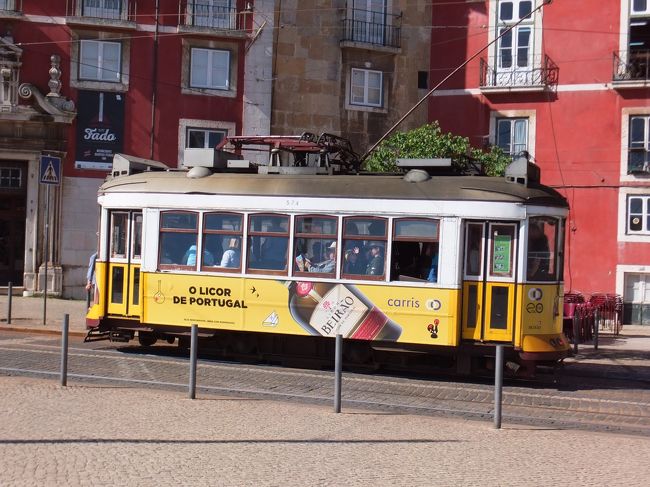 乗りたいけど、どうしようかなぁ<br /><br /><br /><br />