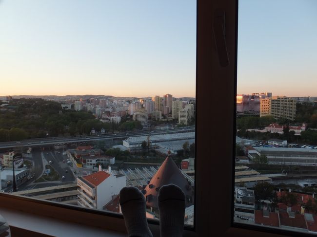 今日もいい天気だったな〜<br /><br />明日は帰る日か<br /><br />早いなぁ<br /><br />明日のタクシー、飛ばさんといてほしいなぁ。。ムニャムニャ