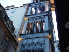 途中サンタジェスタのエレベーターを発見！
これもヴィヴァ・ヴィアジェンカードで乗れるというので、そりゃ当然乗るでしょう！