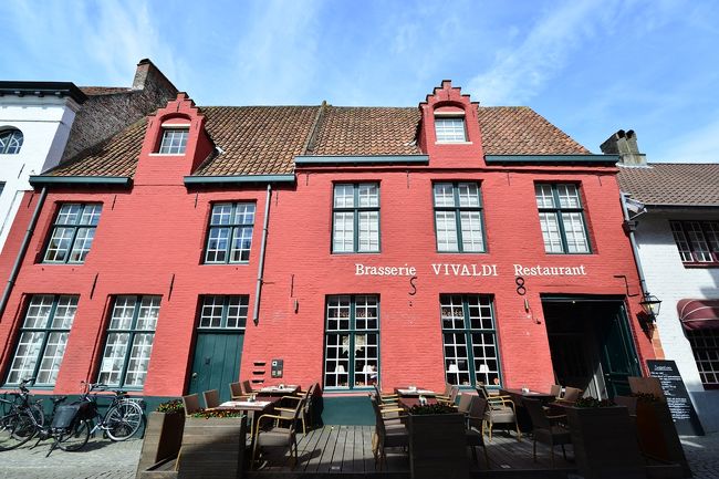 後で昼食するレストラン、ヴィヴァルディです。