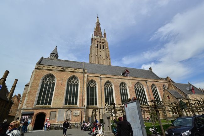 聖母教会でした。