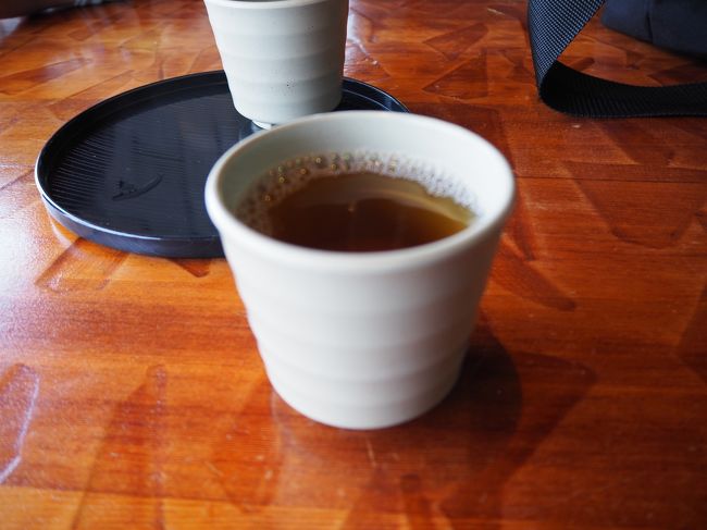 お茶。セルフです。