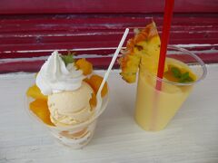 マンゴーはまだ出てなくて冷凍・・・