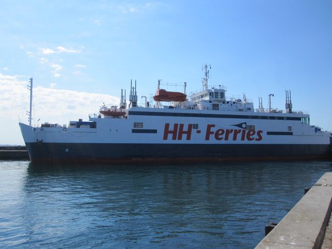 駅の近くにはフェリーターミナルも有りました。