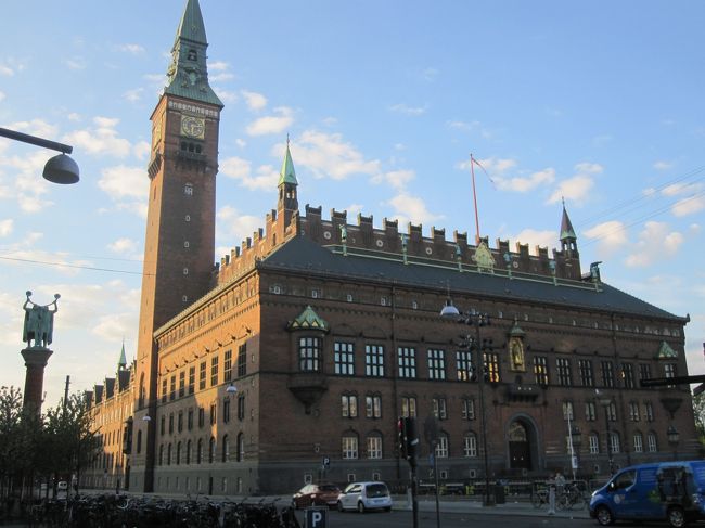 立派な市庁舎でした。