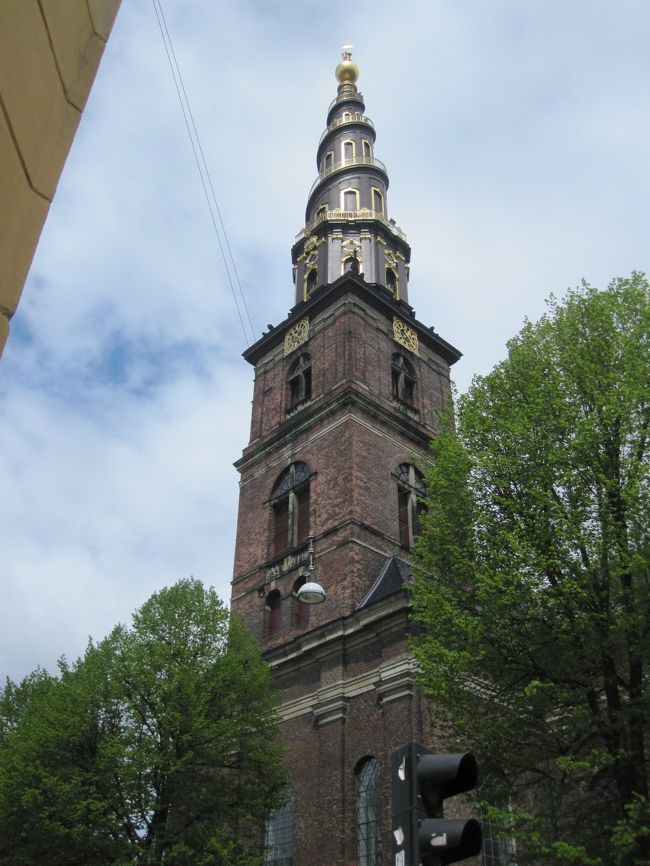 救世主教会です。<br /><br />この展望台を目指します。