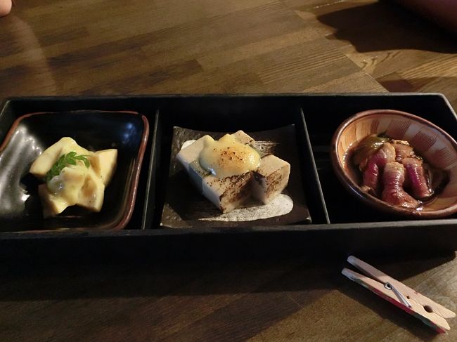 おばんざいの3種盛り合わせ。<br />おばんざいは種類も豊富にあり、その中から選ぶことが出来ます。