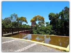 【Bosque Alemão em Curitiba　クリチバのドイツ公園】

どうやらここは、グリム童話の物語を再現している公園....。
