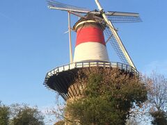 1743年に建てられた風車で現在は風車博物館になっています。