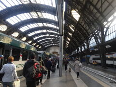 17:40にミラノ中央駅に到着。