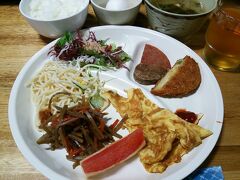 ９／７（日）
朝食はバイキング