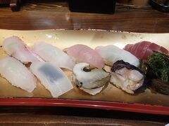 夜は、地物の寿司とエビとビールを頂きました。
約1,700円位だったかな？