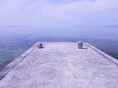 ご飯を食べたら自転車を借りて、また伊古桟橋へ。
この時は潮が引いてました。