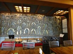 薬師寺境内を通り抜け、アムリタでランチ
薬師寺も関係あるのかな？というような店内の雰囲気