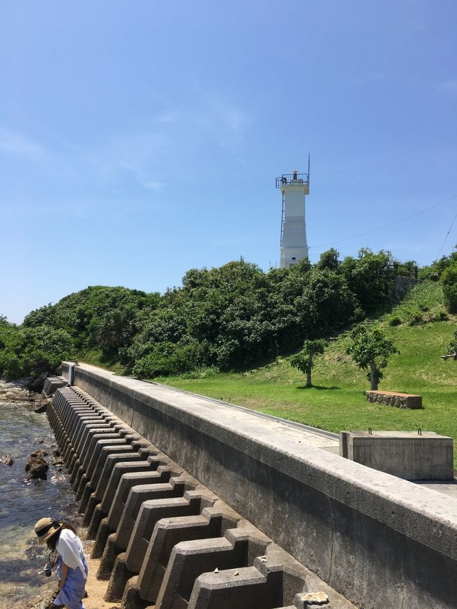 川平湾で美しい海を堪能して、次は観音崎です。