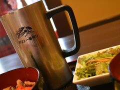 キリンビール滋賀工場直送のビールが「魔法のジョッキ」で登場。このジョッキ「２時間たってもぬるくならない」って、30分で４杯のビール星人にはまったく意味がわかりません。
泡が「見えない」のと「軽い」のもいやーっ。