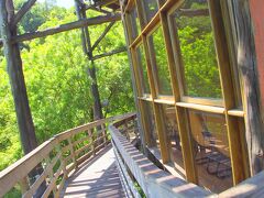 日本的な林間学校や、街の講習会を行う場所まで用意されています。