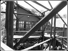 全て、自然を大切にした無駄のない木枠造りです。