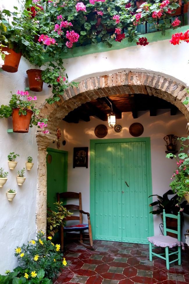 次のお家へ。このエリアはエントリー密集エリア。<br />同じブロックにエントリーのお家が隣同士にあることも。