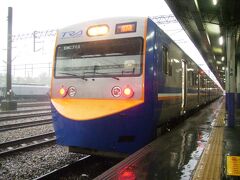 2008.09.29　彰化
電化区間の北端、長駆基隆を目指す「区間車」。１８きっぷの旅行ではないので優等列車に乗る。