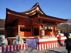 富士宮駅で途中下車します。歩いて富士山本宮浅間神社にやってきました。