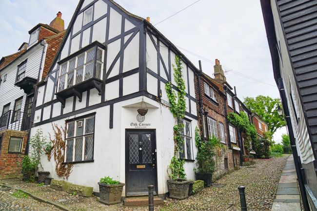 マーメイド通りに交差する小道(Traders Passage)も素敵で、寄り道したい誘惑にかられます。