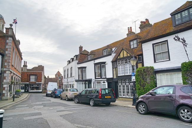 Pump St.から Market St.に入ったところです。左手に見えるのは・・・