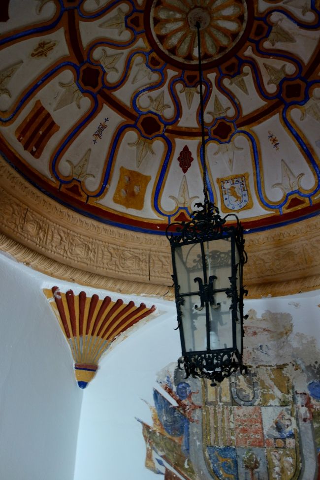 2階へ上がってみます。