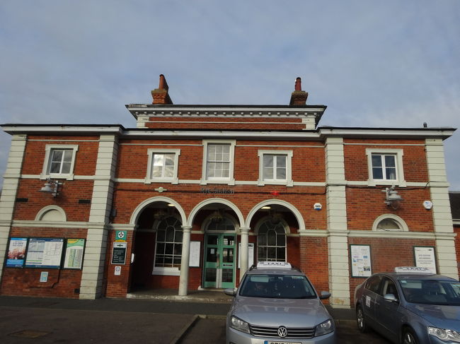 再びライ駅。<br /><br />おしゃれだなぁ。