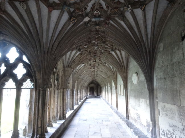 廊下も繊細、丁寧です☆