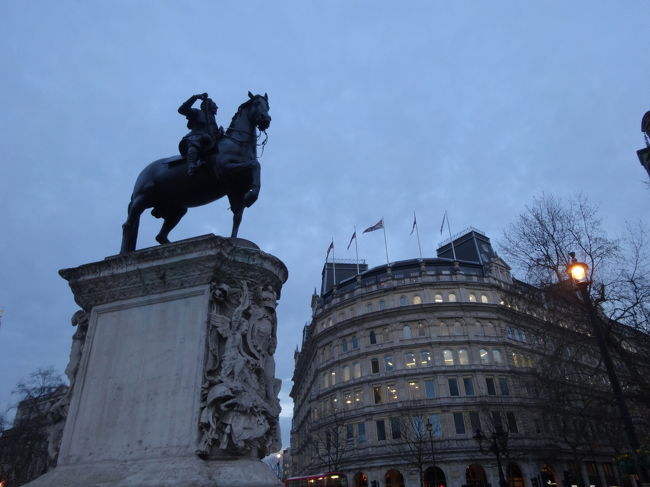 さて、目的地へ！